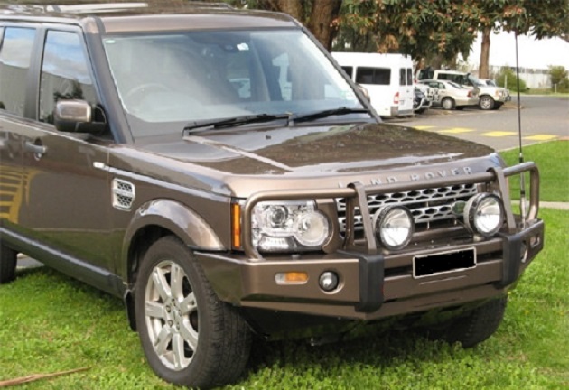 Бампер передний ARB Deluxe для Land Rover Discovery 2 после 2002 года.