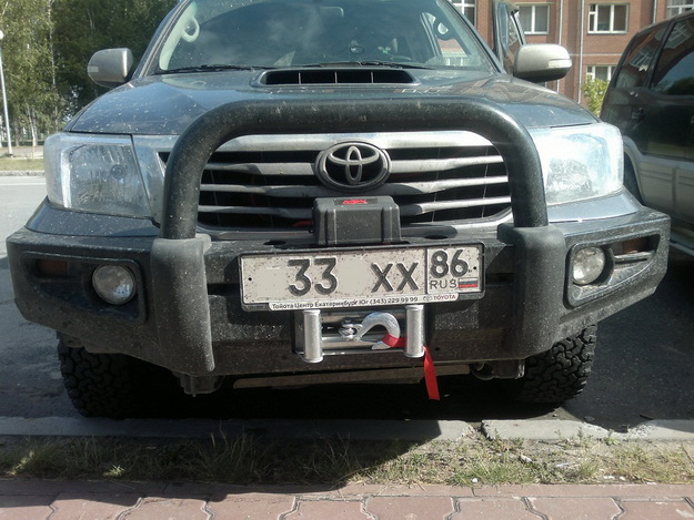 Ханты-Мансийск - силовой бампер на Toyota Hilux