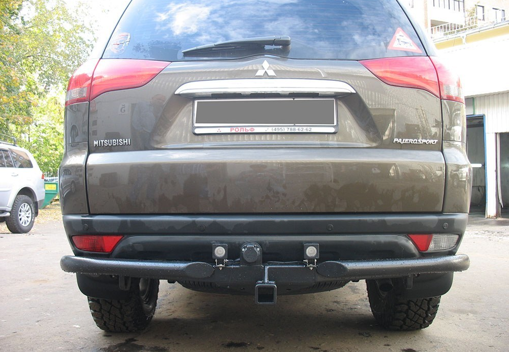 Фаркоп с защитой заднего бампера для Mitsubishi Pajero Sport II (с 2008 по 2016 г.в.)
