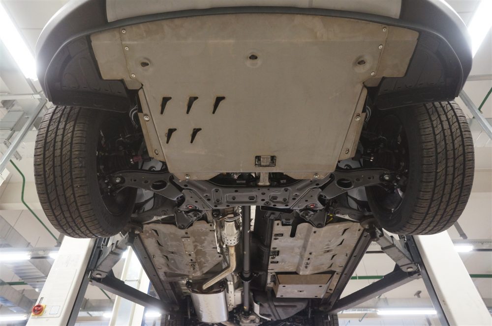 Защита днища Hyundai Santa Fe (Хёндай Санта Фе) V-все (2012-2015-) 4 части, на а/м без бок. Подножек